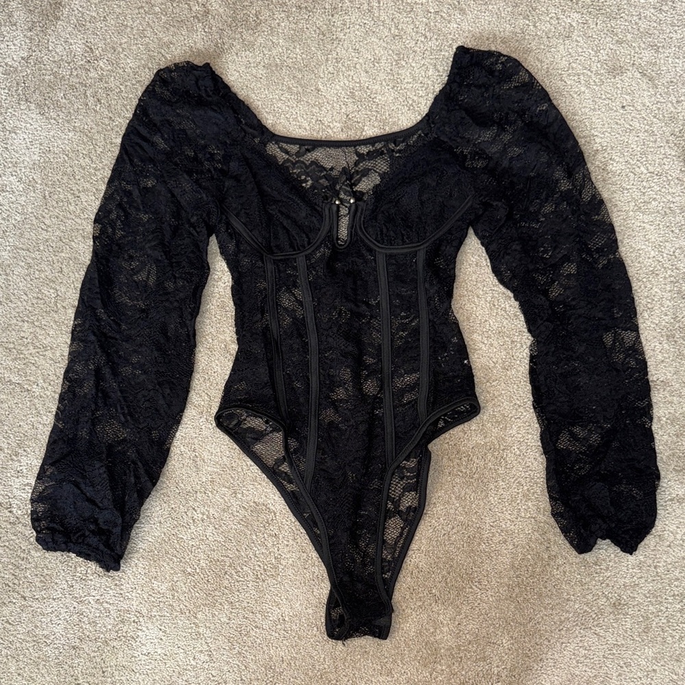 SHEIN Black Lace Long-Sleeve Corset Bodysuit